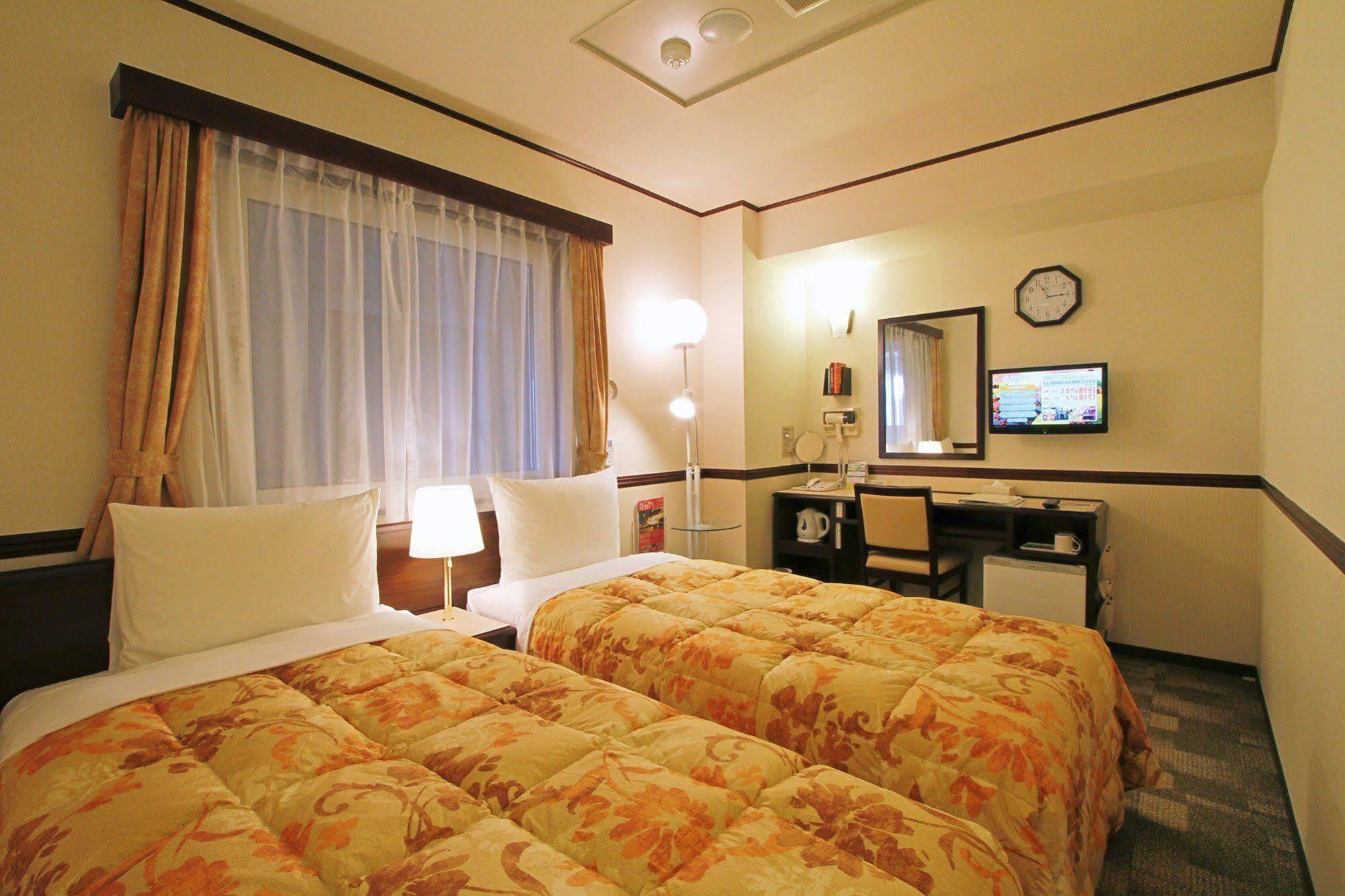 Toyoko Inn Tokyo Seibu Ikebukuro Sen Higashi Kurume Eki Nishi Guchi מראה חיצוני תמונה